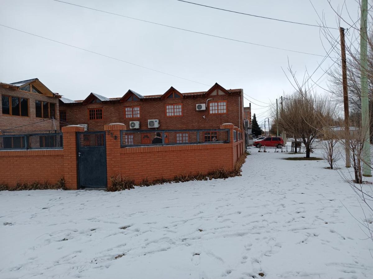Hospedaje, Departamentos J&R Περίτο Μορένο Εξωτερικό φωτογραφία